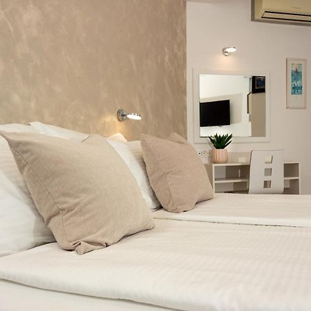 Apartments Lovret Flowers 斯普利特 外观 照片