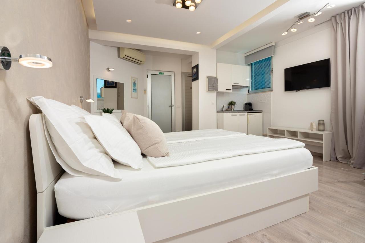 Apartments Lovret Flowers 斯普利特 外观 照片